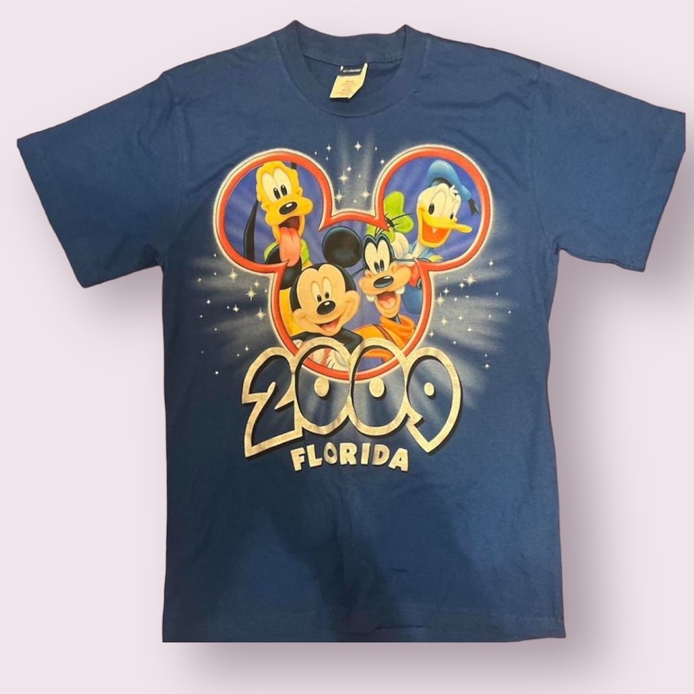 2009 Disney World Shirt